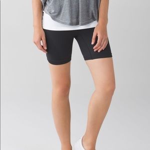 Lululemon Sculpt Short 6